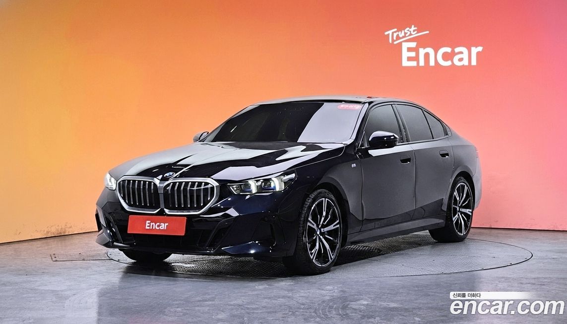 BMW 5-Series 530i xDrive M Sport, 2025