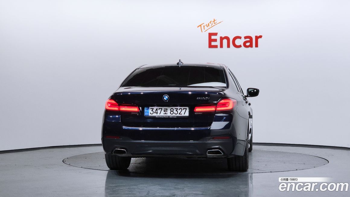 BMW 5-Series 520i M Sport, 2023