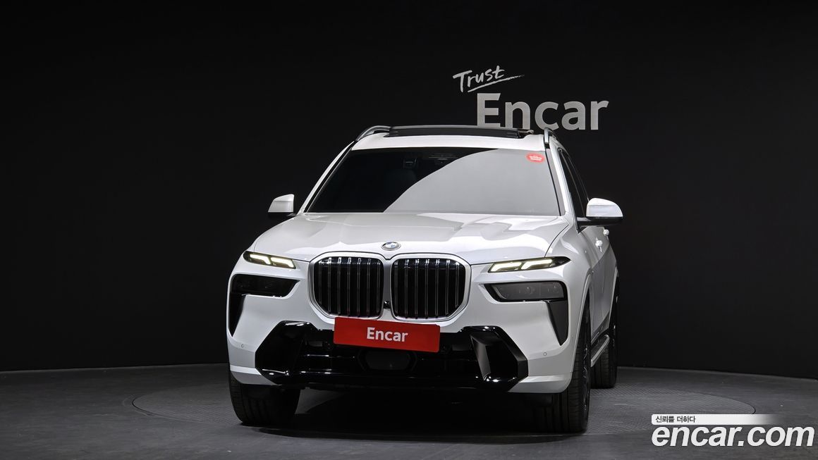 BMW X7 xDrive 40i M Sport 6STR, 2025