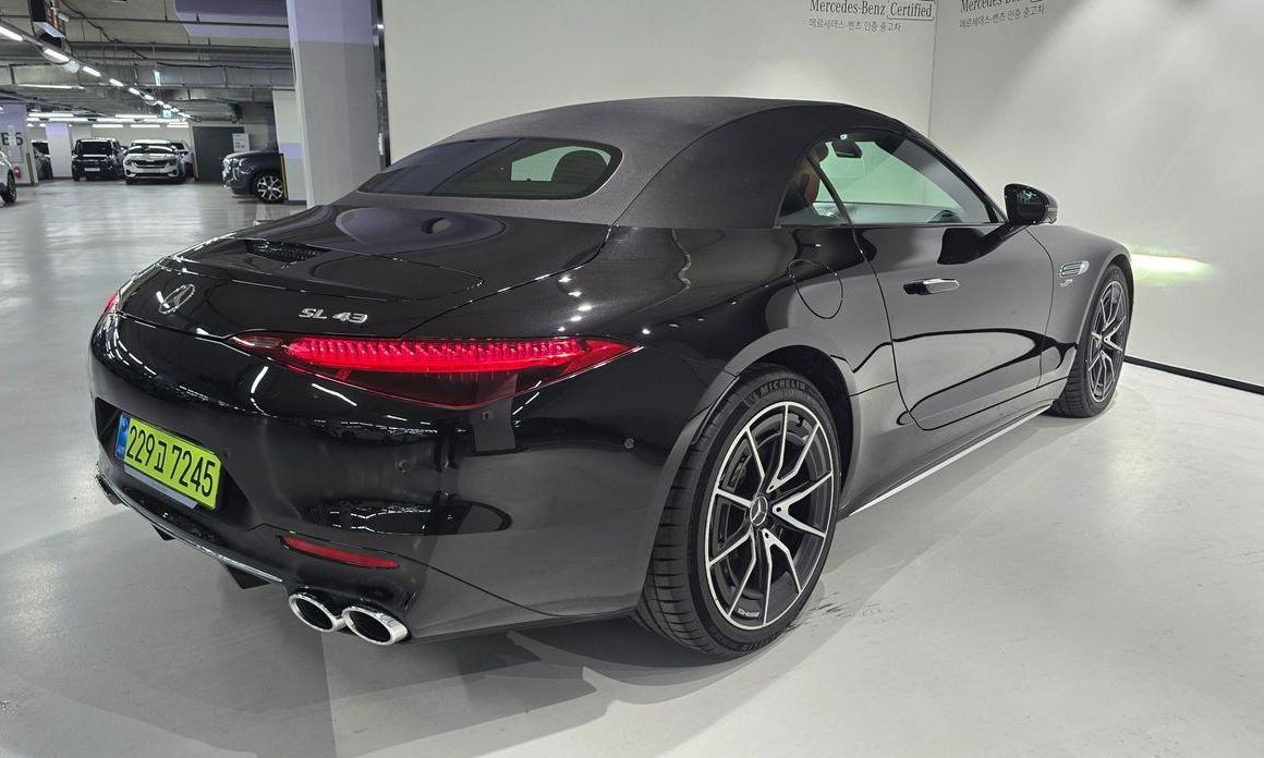 Mercedes-Benz SL-Class AMG SL43, 2025