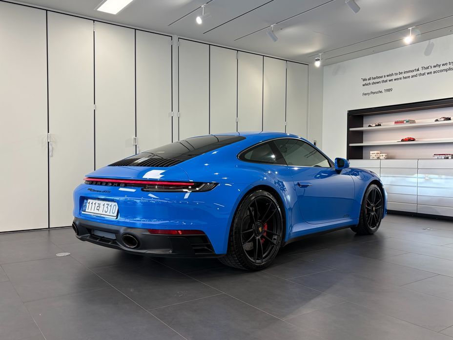 Porsche 911 Carrera GTS, 2022