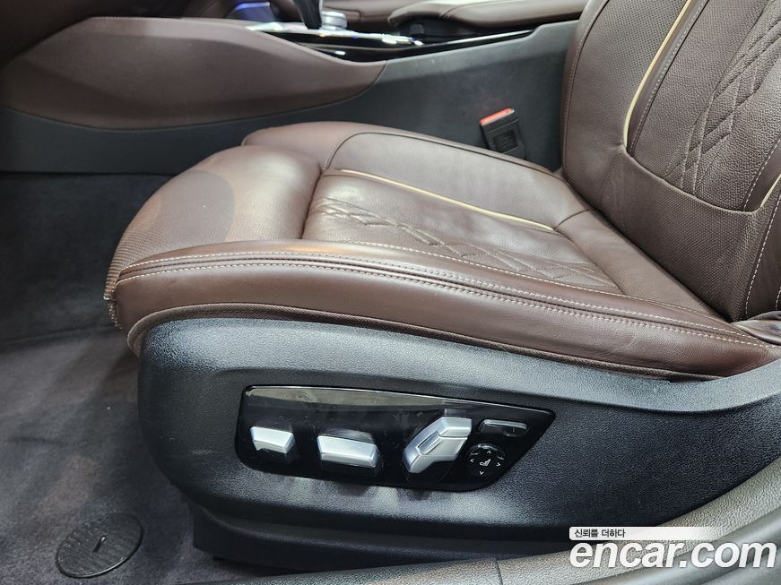 BMW 5-Series 530i M Sport Package, 2022