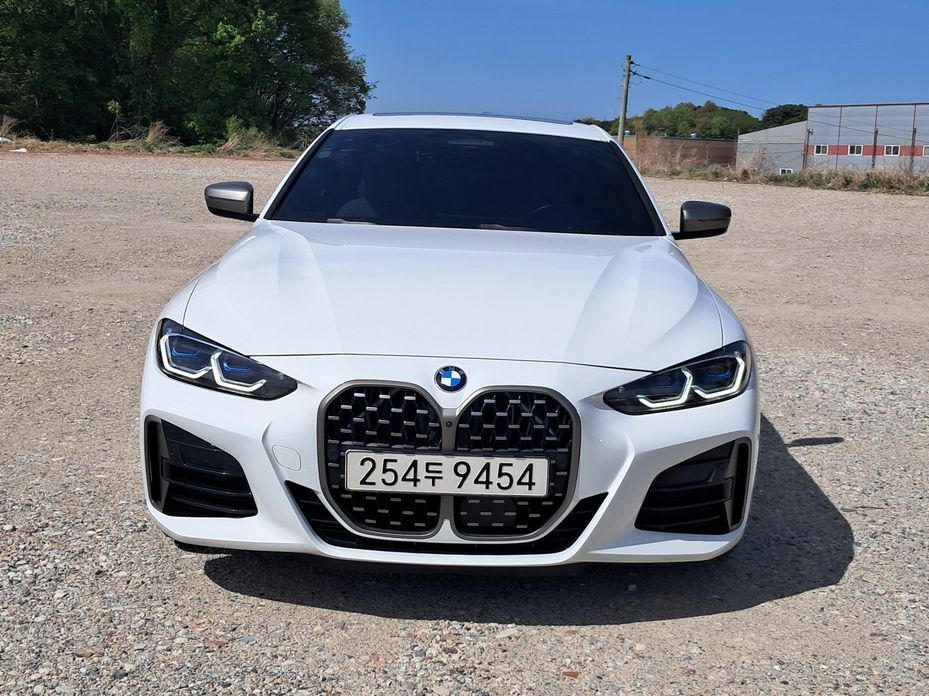 BMW 4-Series M440i xDrive Online Exclusive Coupe, 2024