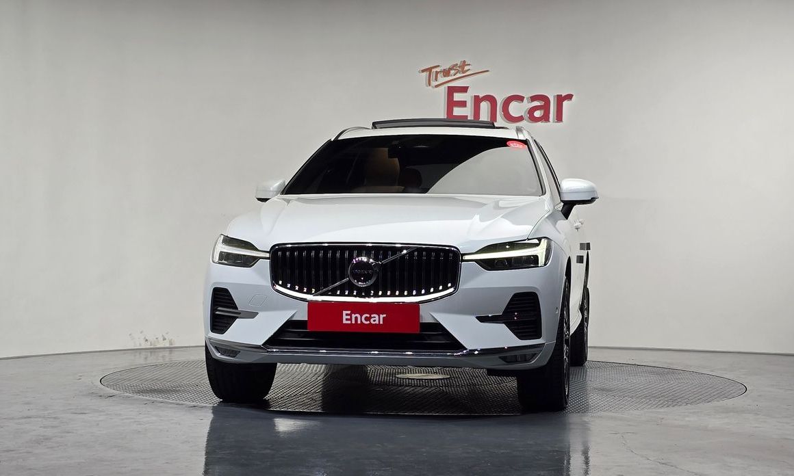 Volvo XC60 B5 Inscription, 2022
