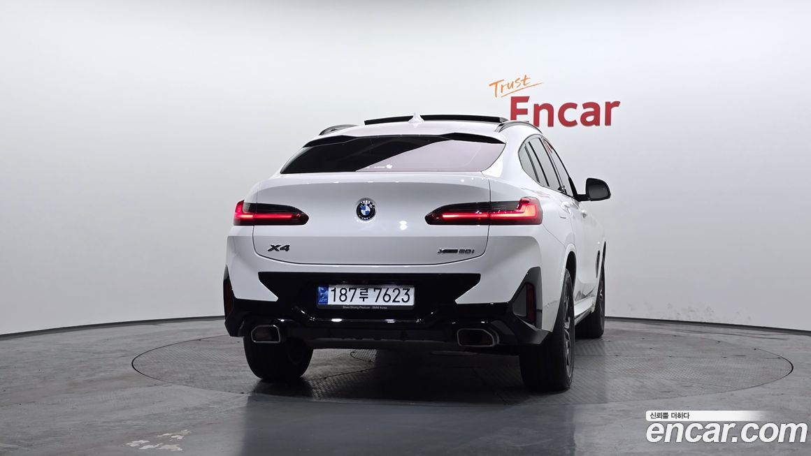 BMW X4 xDrive20i M Sport, 2023