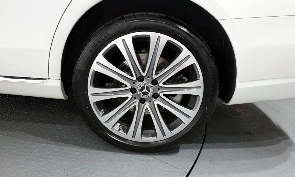 Mercedes-Benz E-Class E350 4MATIC Exclusive, 2023