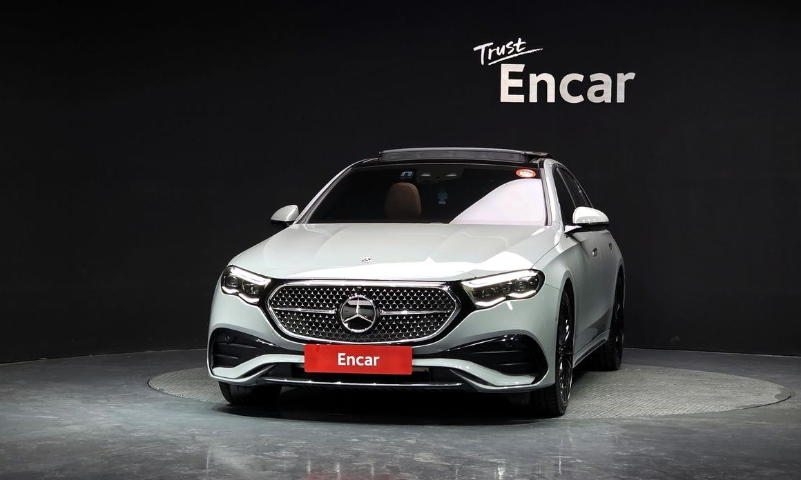 Mercedes-Benz E-Class E300 4MATIC AMG Line Premiere Special, 2024