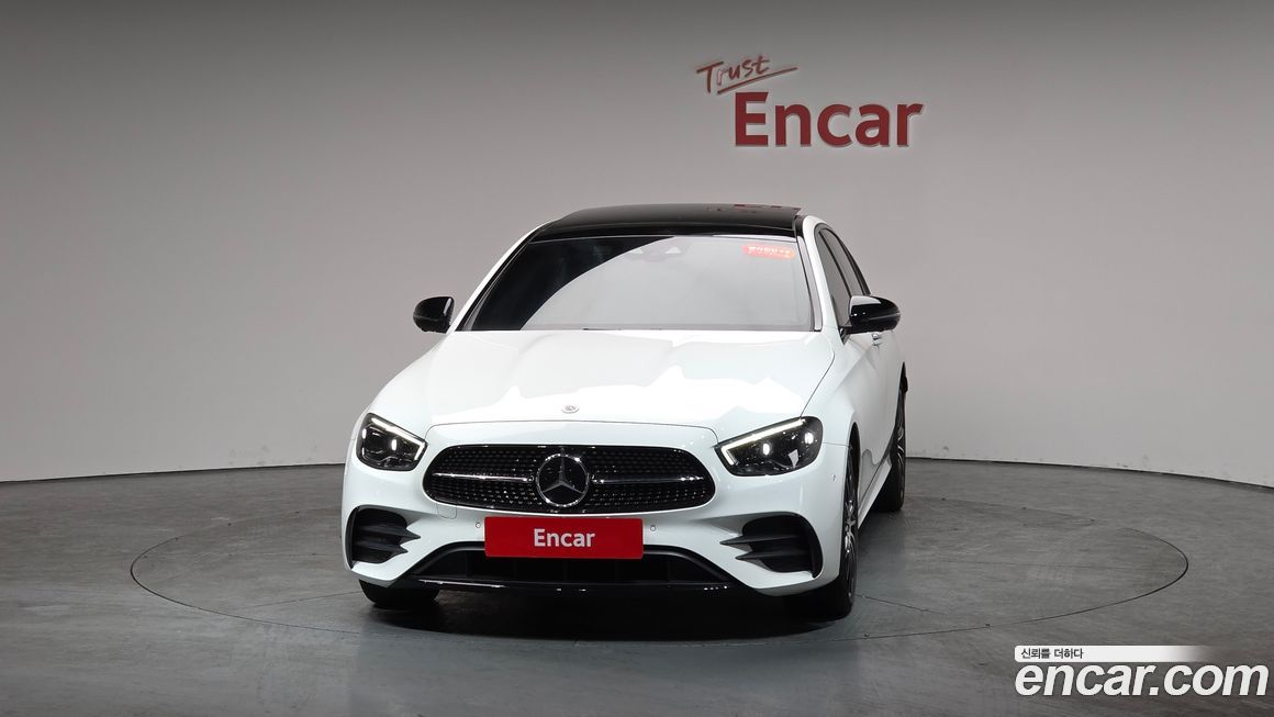 Mercedes-Benz E-Class E350 4MATIC AMG Line, 2023