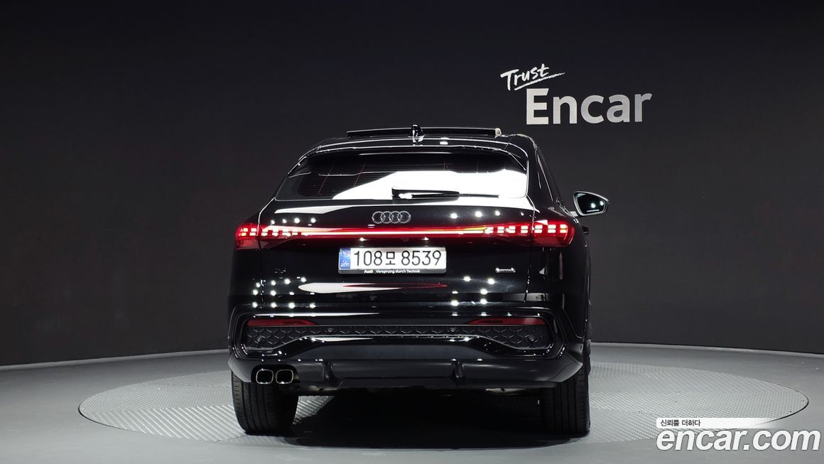 Audi Q5 40 TDI Quattro S Line Sportback, 2025
