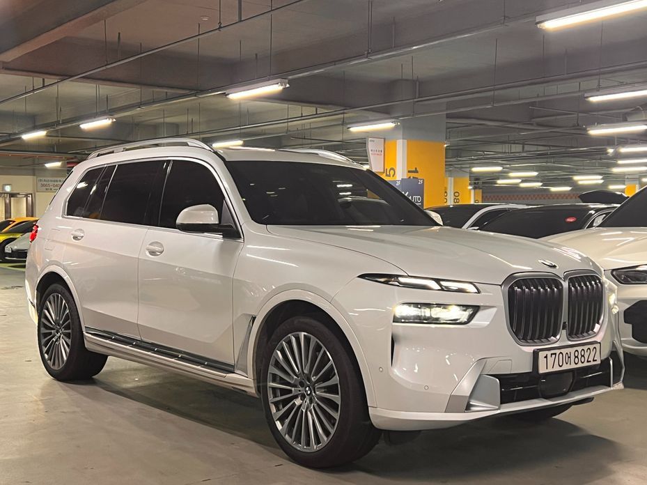 BMW X7 xDrive 40d Design Pure Excellence 6-Seater, 2024