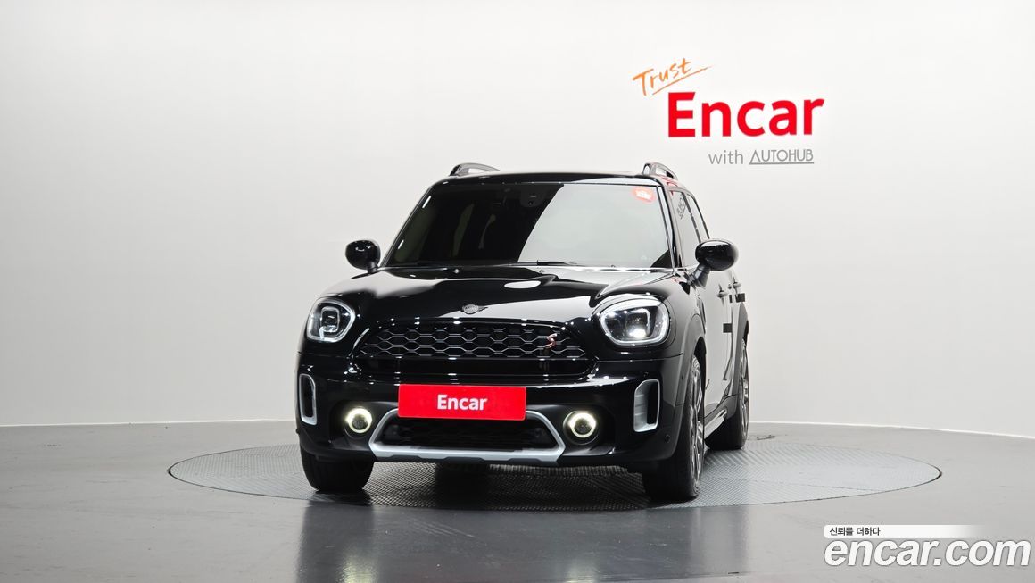 Mini Countryman ALL4 Classic Launch Pack, 2023