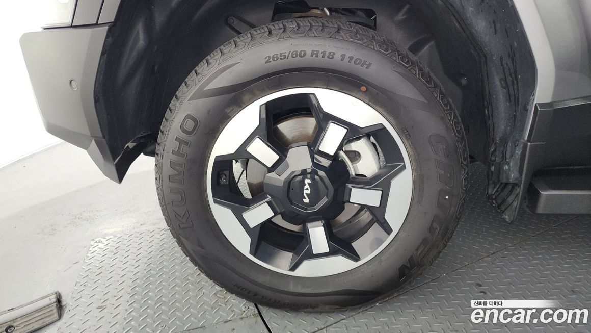 Kia Tasman 2.5T Gasoline 4WD, 2026