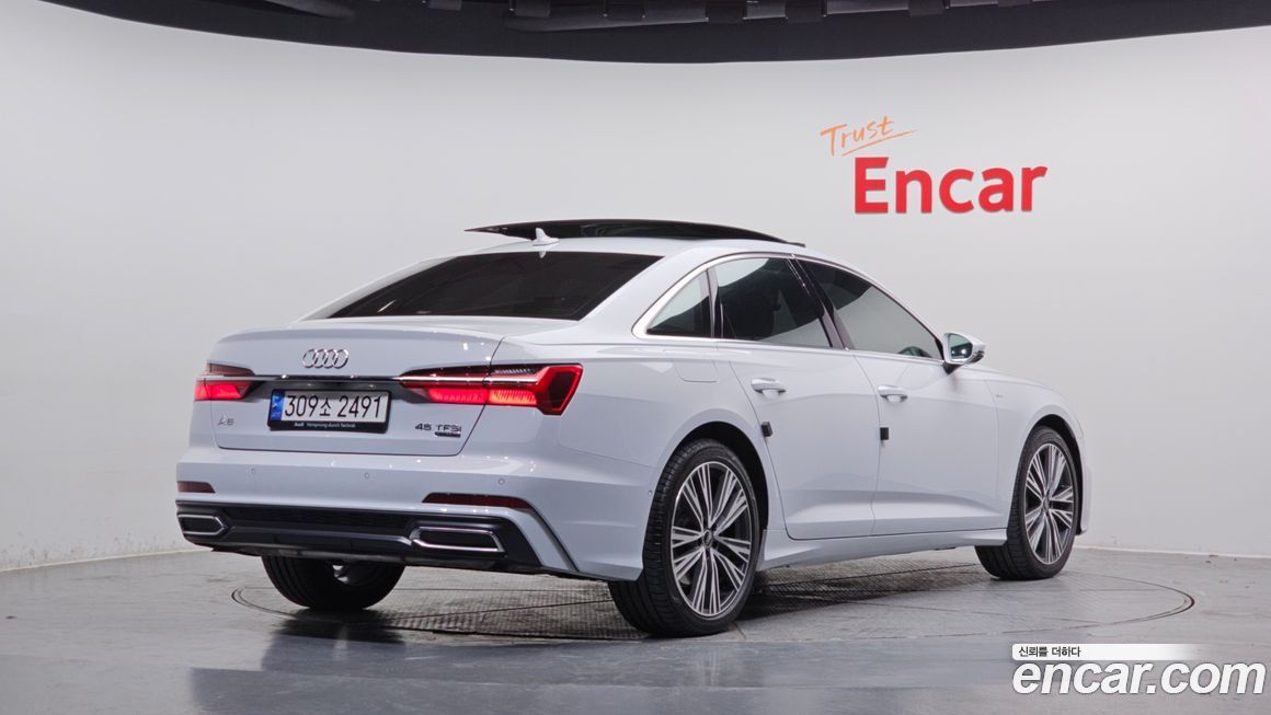 Audi A6 45 TFSI Quattro Premium, 2023