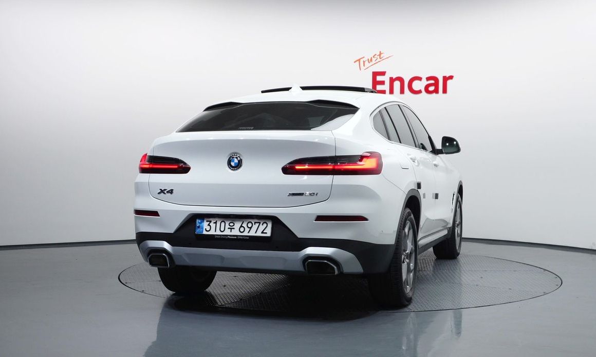 BMW X4 xDrive20i xLine, 2022