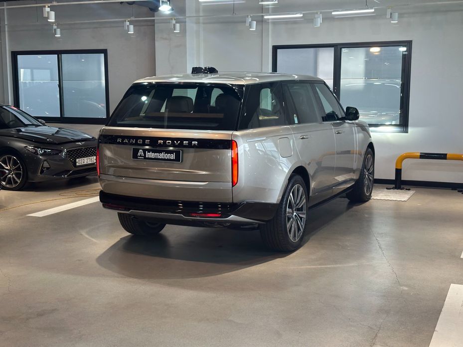 Land Rover Range Rover P530 Autobiography Long Wheel Base, 2026