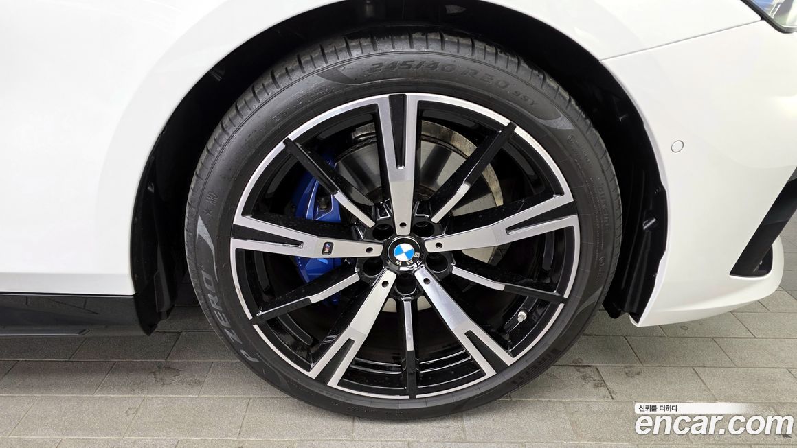 BMW 5-Series 530i xDrive M Sport, 2025