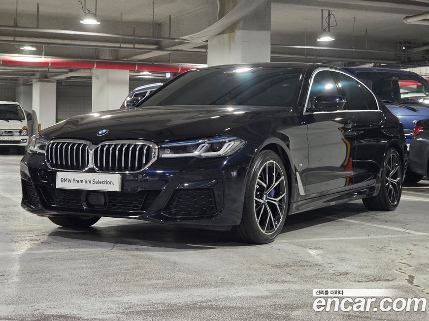 BMW 5-Series 530i M Sport Package, 2023