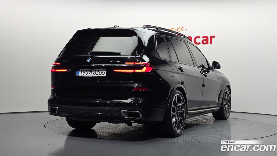 BMW X7 xDrive 40i M Sport 6STR, 2025