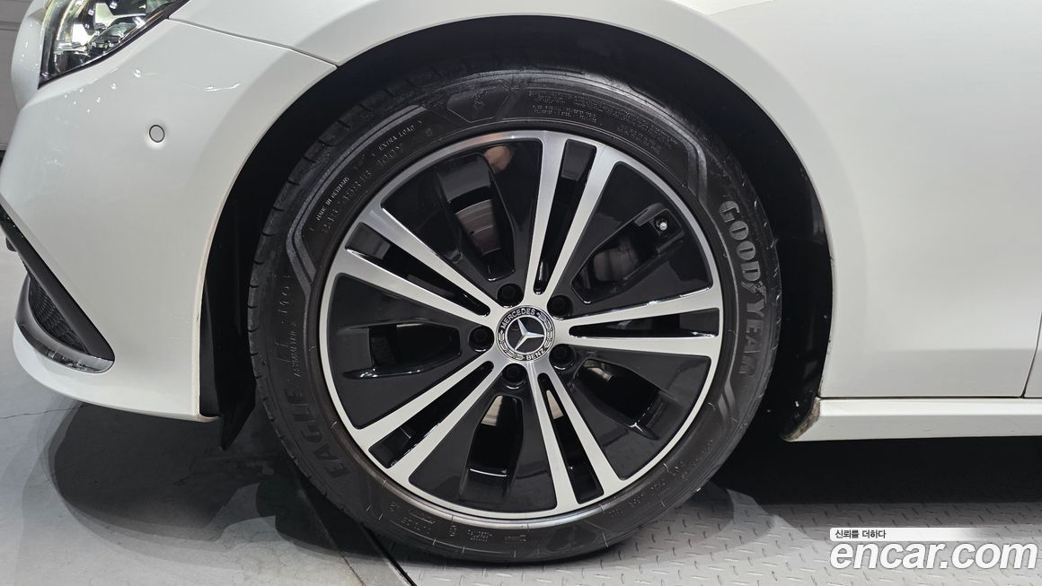 Mercedes-Benz E-Class E250 Avantgarde, 2022