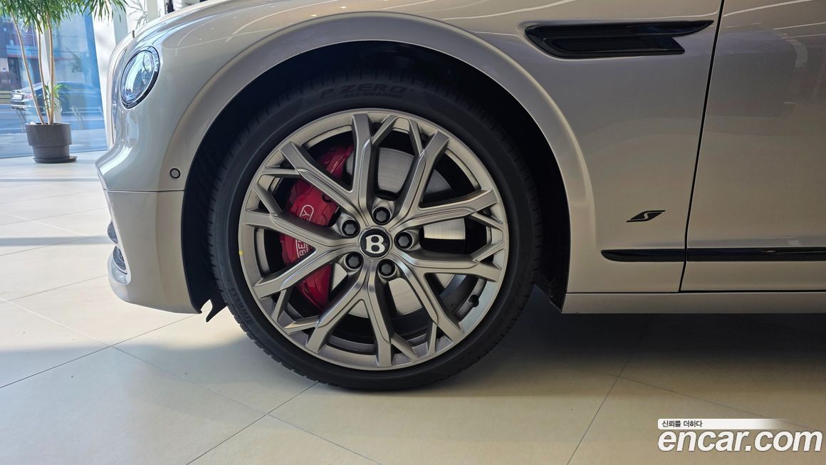 Bentley Flying Spur 4.0 S, 2024