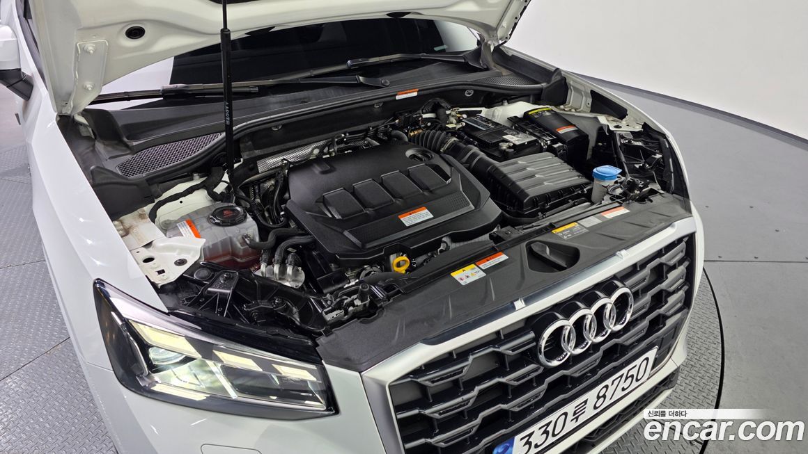 Audi Q2 35 TDI Premium, 2023