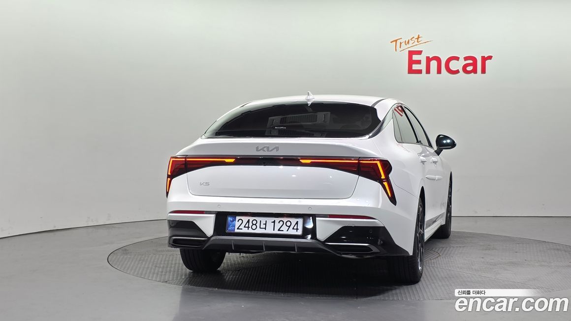 Kia K5 2.0, 2025