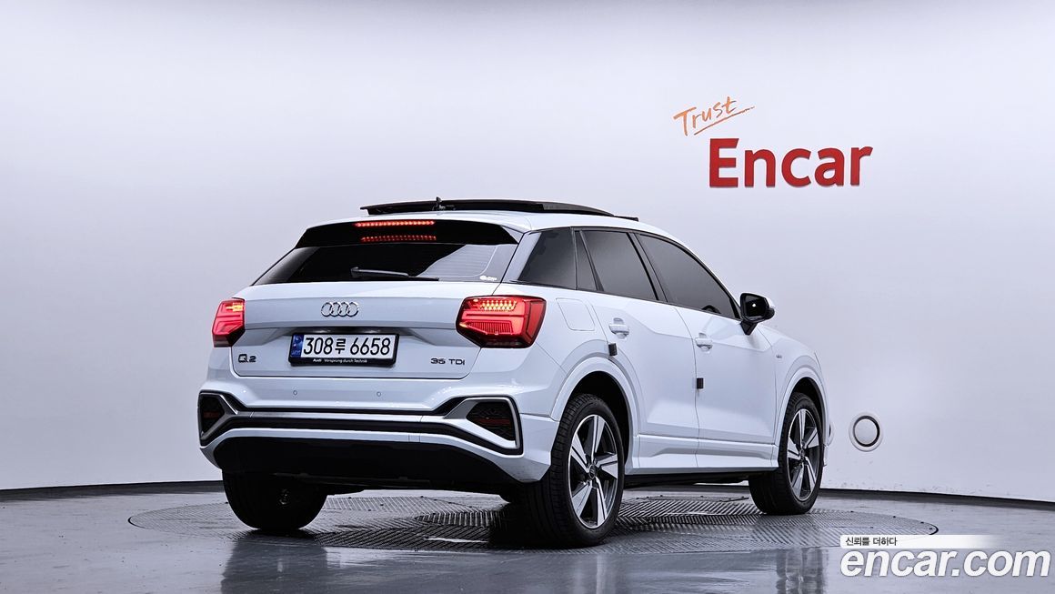 Audi Q2 35 TDI Premium, 2023