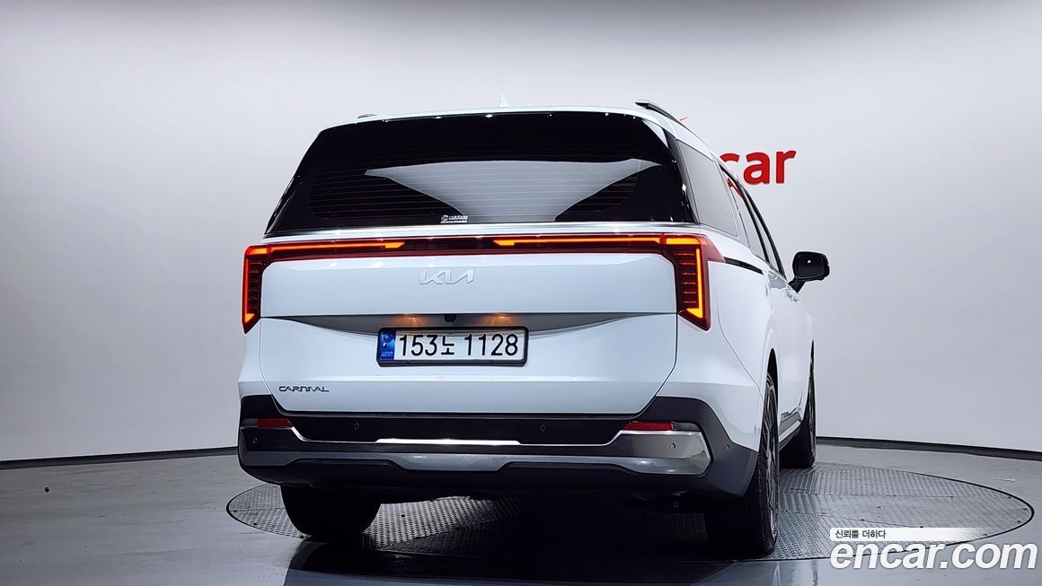 Kia Carnival 9-Seater Signature, 2025
