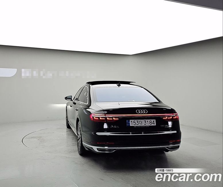Audi A8 60 TFSI Quattro LWB, 2021