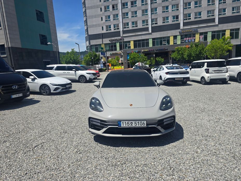 Porsche Panamera 2.9 AWD Platinum Edition, 2022
