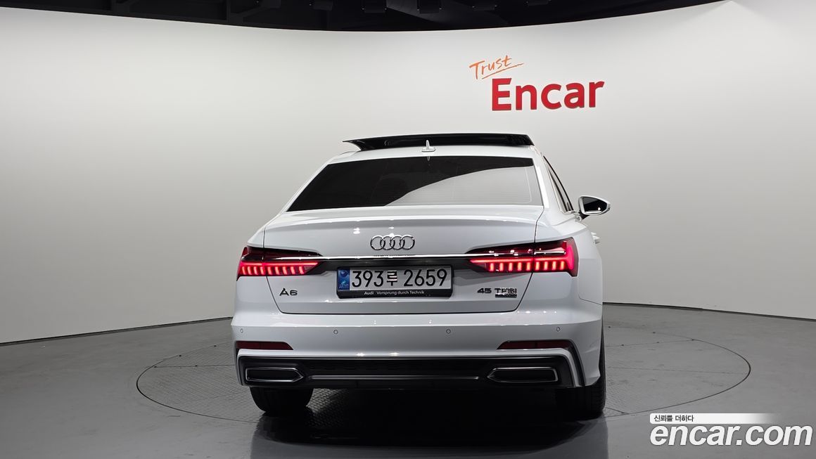 Audi A6 45 TFSI Quattro Premium, 2023