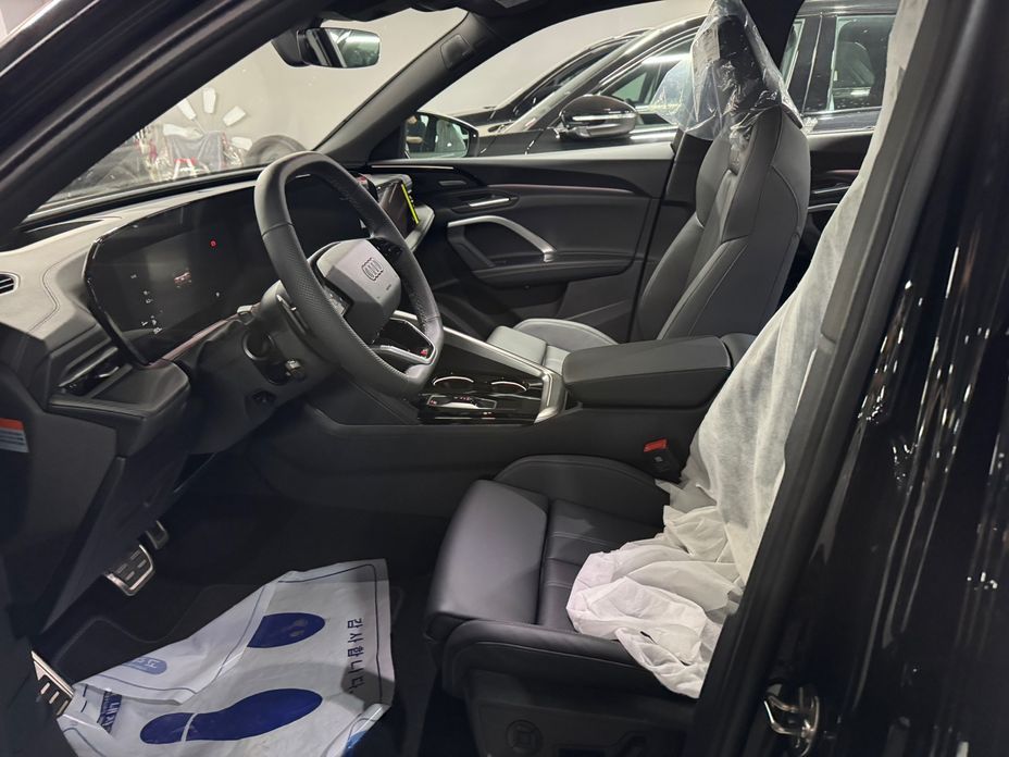 Audi Q5 40 TDI Quattro S Line Black Edition, 2025