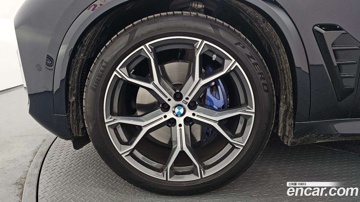 BMW X5 xDrive 40i M Sport, 2025