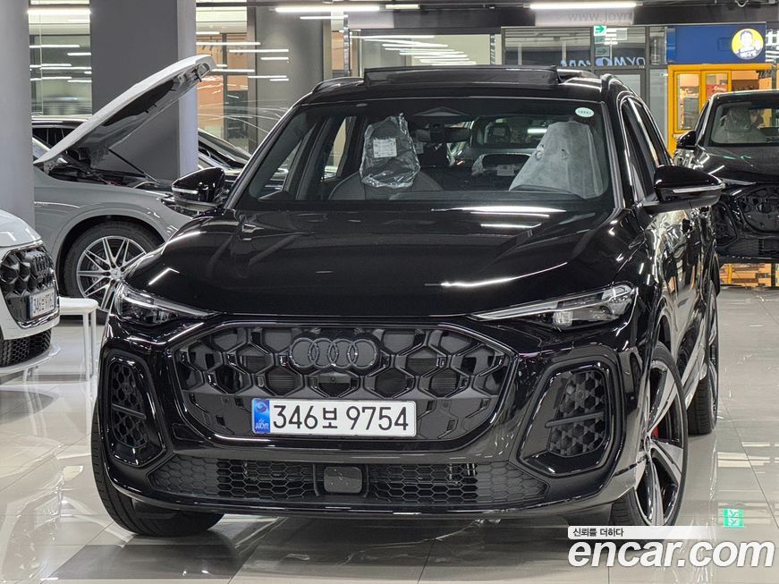 Audi Q5 40 TDI Quattro S Line Black Edition, 2025