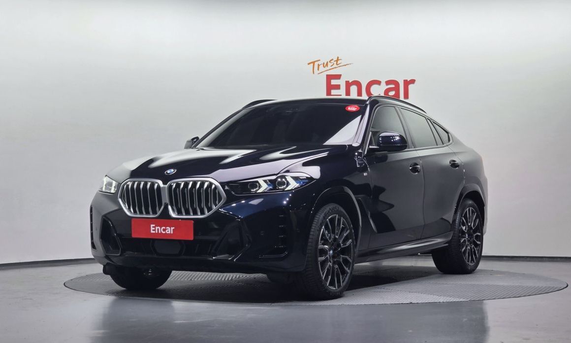 BMW X6 xDrive40i M Sport, 2025