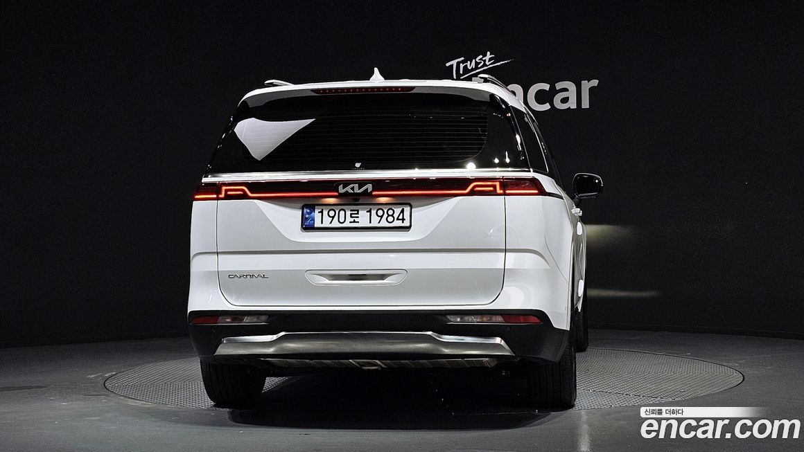 Kia Carnival 9-Seater Noblesse, 2023