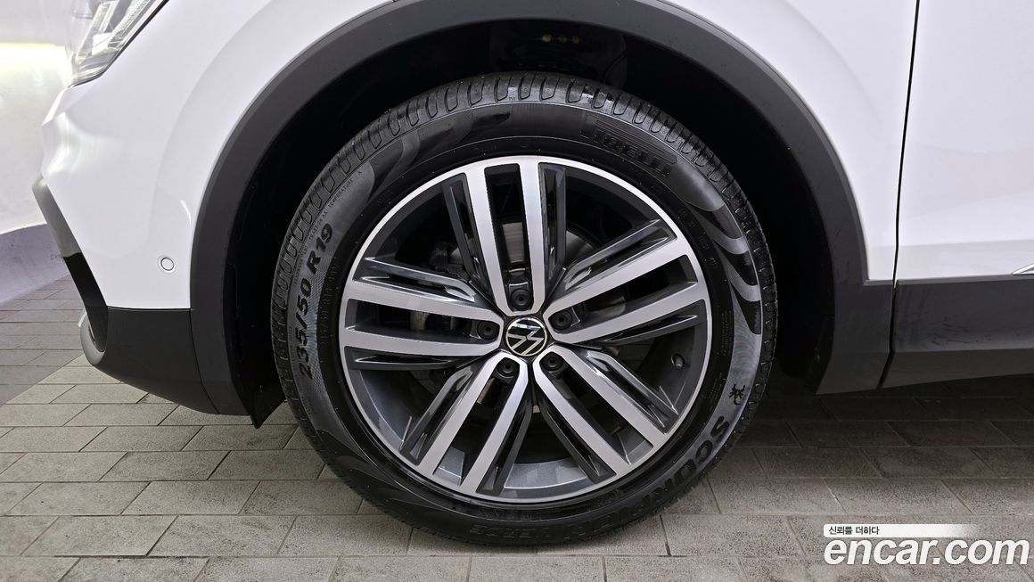 Volkswagen Tiguan 2.0 TDI Prestige, 2024