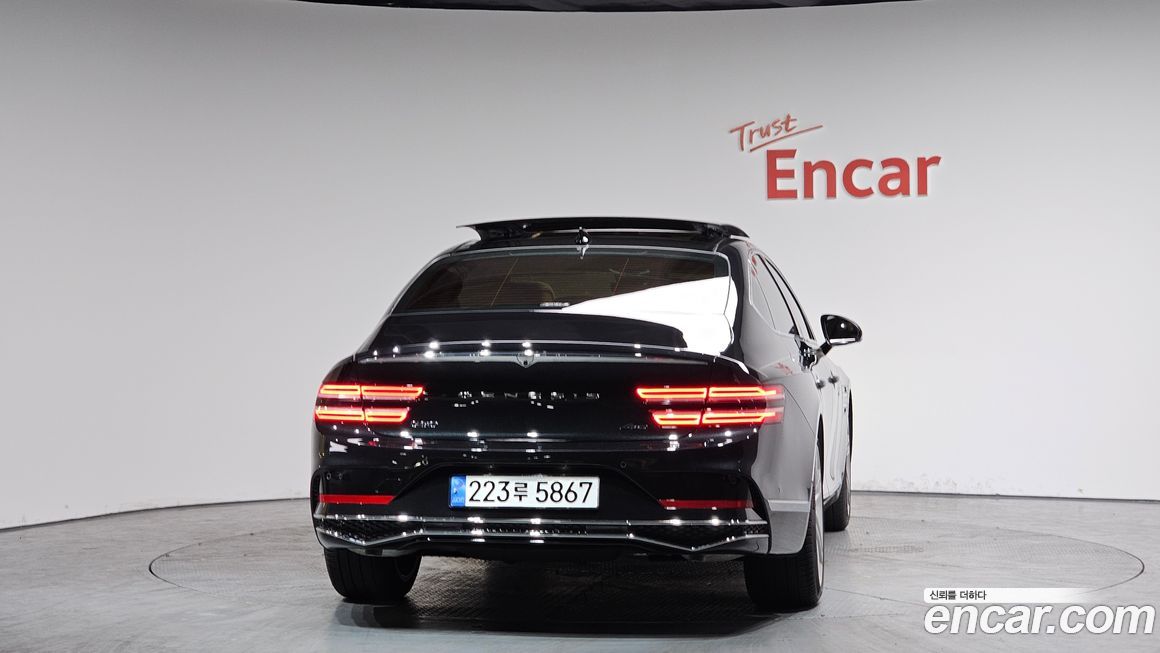 Genesis G80 Gasoline 2.5 Turbo AWD, 2025