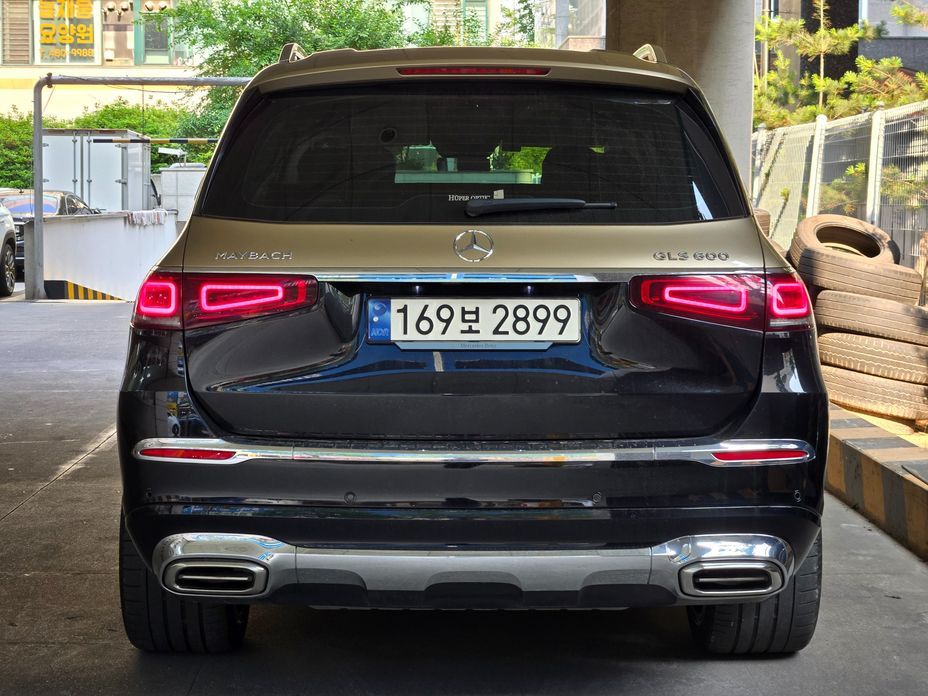 Mercedes-Benz GLS-Class Maybach GLS600 4MATIC Manufakur, 2023