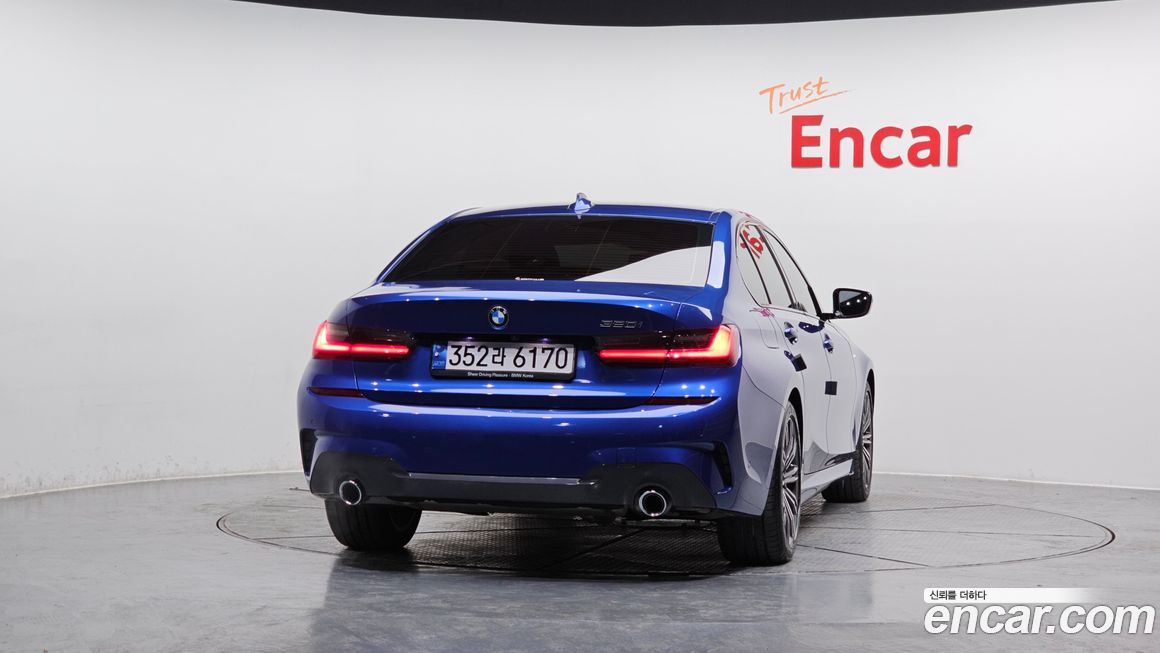 BMW 3-Series 320i M Sport, 2022