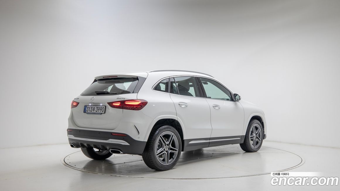 Mercedes-Benz GLA-Class GLA250 4MATIC, 2026