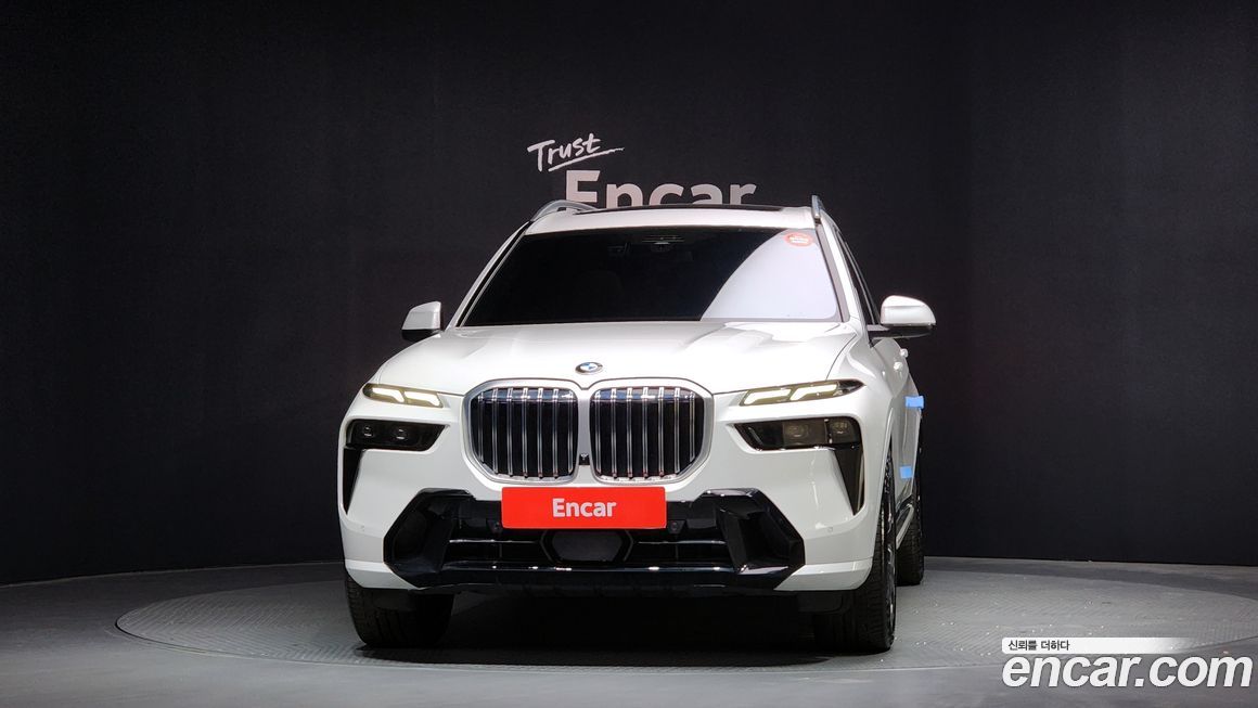 BMW X7 xDrive 40i M Sport 6STR, 2024