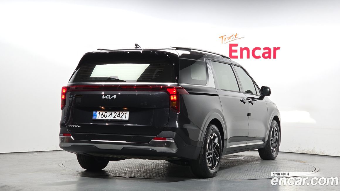 Kia Carnival 9-Seater Signature, 2025