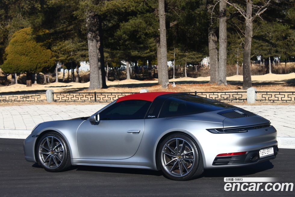 Porsche 911 Targa 4, 2024