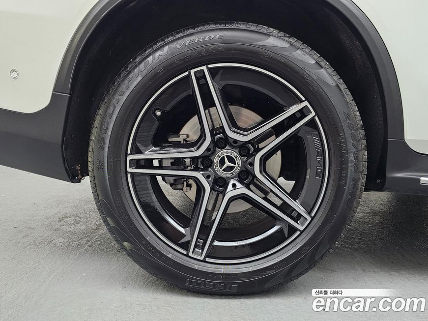 Mercedes-Benz GLC-Class GCL300 4MATIC Coupe, 2023