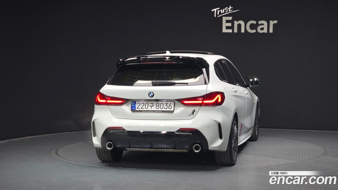 BMW 1-Series 120i M Sports, 2023