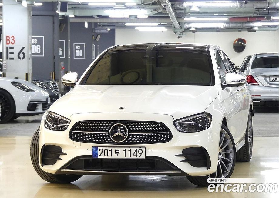 Mercedes-Benz E-Class E350 4MATIC AMG Line, 2022