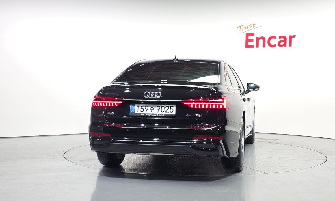 Audi A6 45 TFSI Premium, 2025