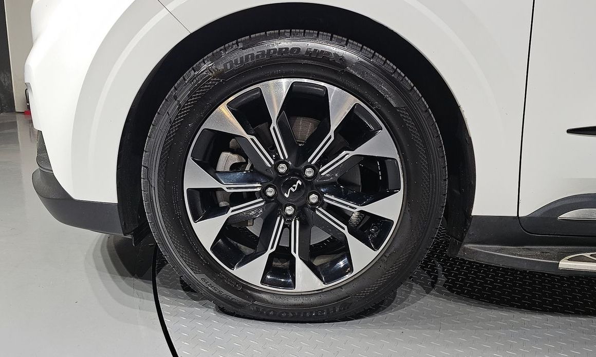 Kia Carnival 7-Seater Signature, 2022