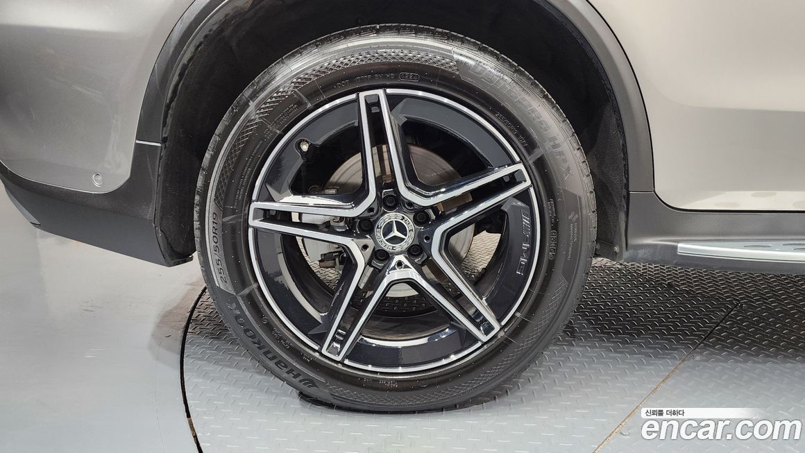 Mercedes-Benz GLC-Class GLC300 4MATIC, 2022